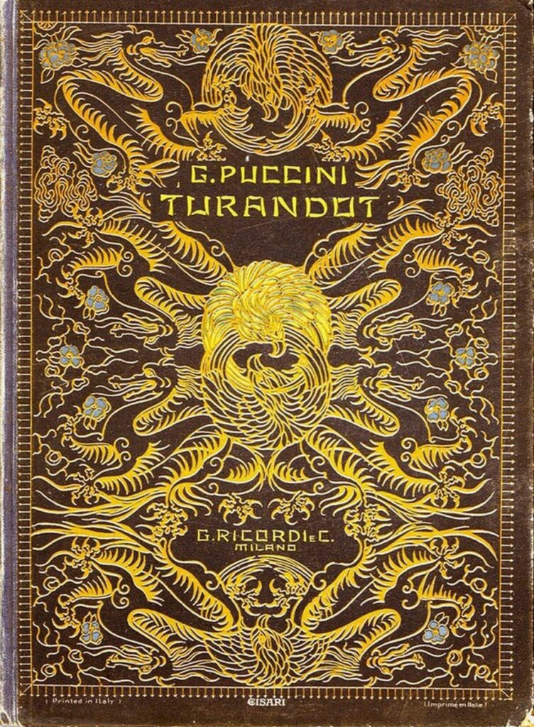 Libretto dell'opera Turandot con decorazioni orientaleggianti in oro 